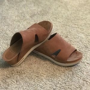 Eileen Fisher Grand Platform Slide Sandal - Wheat